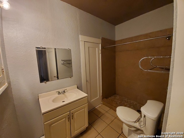 Image 12 of 16 For 1609 Magnolia Ave W 1