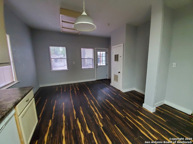 Image 14 of 16 For 1609 Magnolia Ave W 1