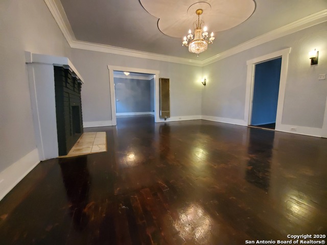 Image 4 of 16 For 1609 Magnolia Ave W 1