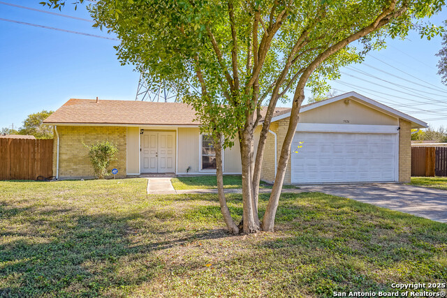 Image 2 of 32 For 5026 Thomas Paine Dr