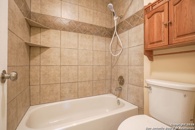 Image 22 of 32 For 5026 Thomas Paine Dr