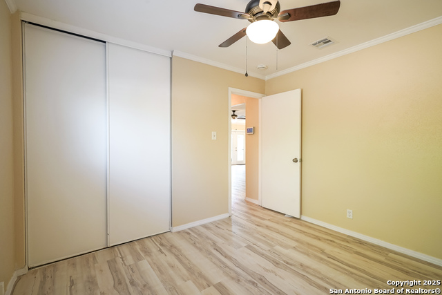 Image 25 of 32 For 5026 Thomas Paine Dr