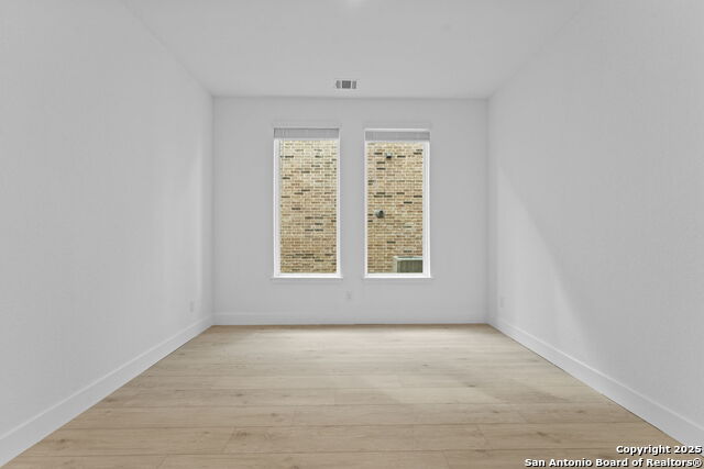 Image 11 of 34 For 5508 Paschal Park