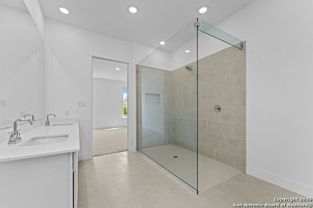 Image 22 of 34 For 5508 Paschal Park