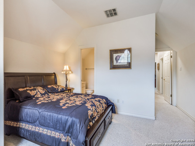 Image 21 of 47 For 19114 Autumn Gdn