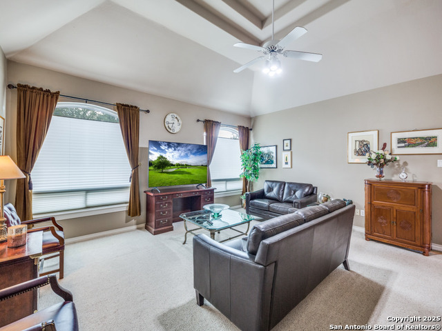 Image 26 of 47 For 19114 Autumn Gdn