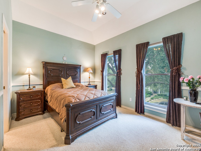 Image 29 of 47 For 19114 Autumn Gdn