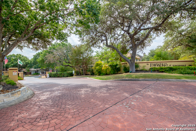 Image 38 of 47 For 19114 Autumn Gdn