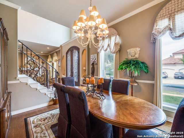 Image 4 of 47 For 19114 Autumn Gdn