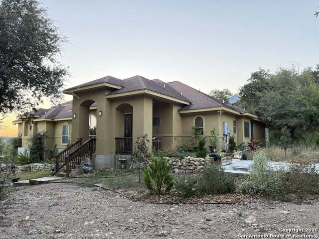 Image 6 of 27 For 17132 Bandera Rd. #7