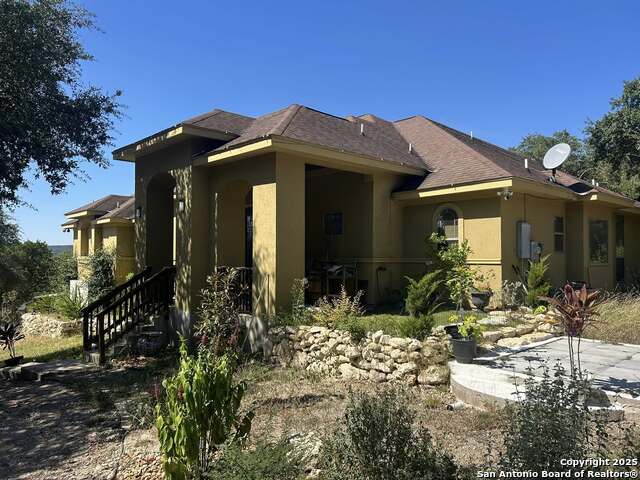 Image 7 of 27 For 17132 Bandera Rd. #7