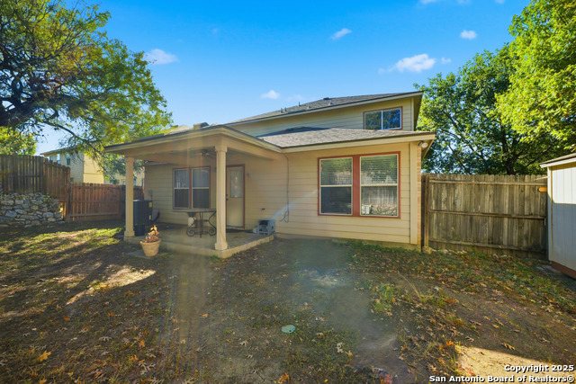 Image 24 of 28 For 5843 Sherbrooke Oak