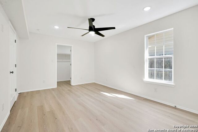 Image 6 of 27 For 519 Price