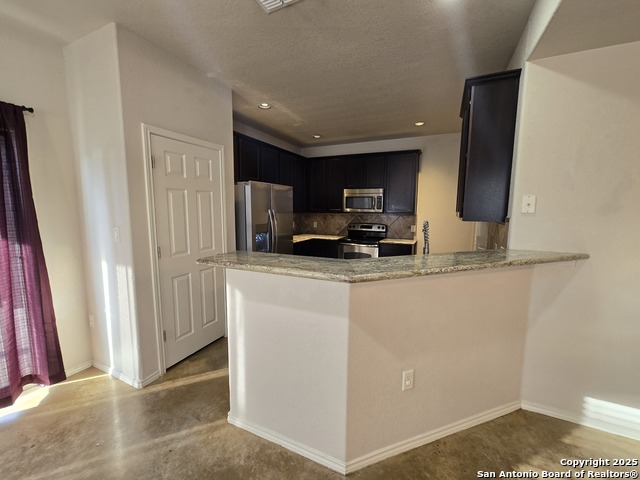 Image 7 of 25 For 1016 Brown Rock