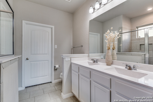 Image 14 of 25 For 4807 Marylebone