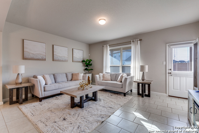 Image 3 of 25 For 4807 Marylebone