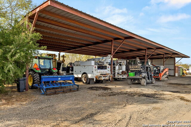 Image 27 of 36 For 10055 Fm 467