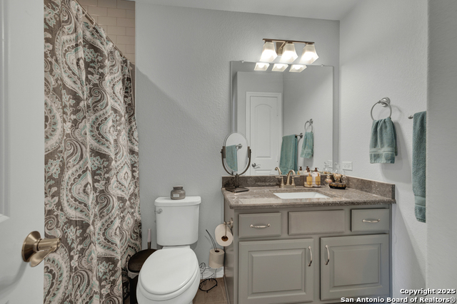 Listing photo id 12 for 2354 Fm 2438