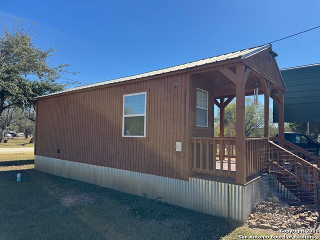 Image 6 of 13 For 567 River Bend