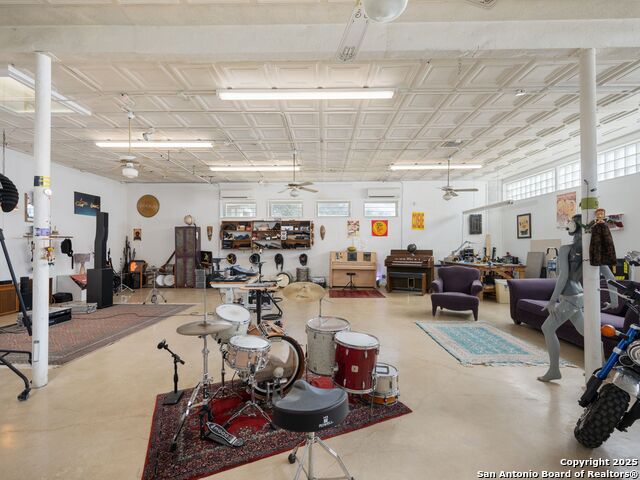 Image 4 of 40 For 1651 Woodlawn W