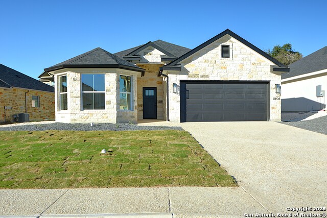 Details for 1806 Chateau Ln, Kerrville, TX 78028