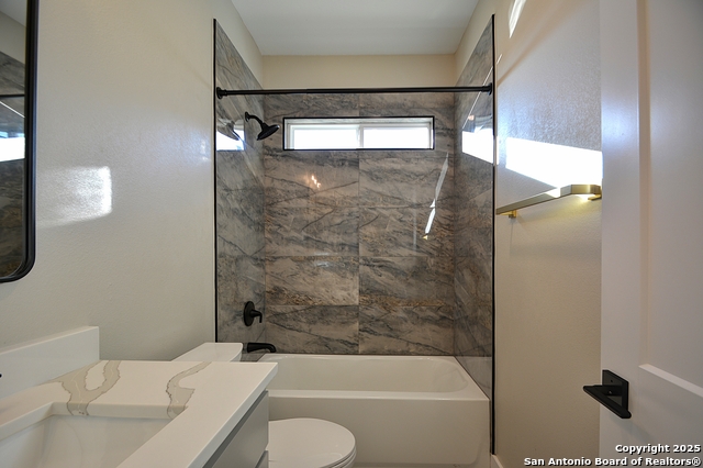 Listing photo id 30 for 1806 Chateau Ln