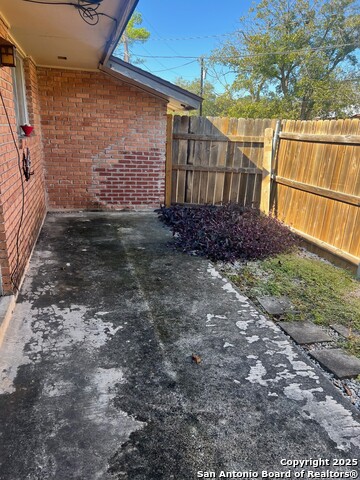 Image 9 of 10 For 624 N Main Street 6