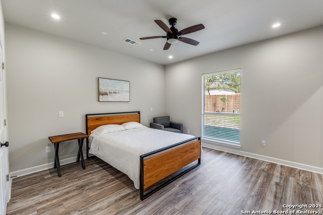 Image 14 of 25 For 1287 Rotherman