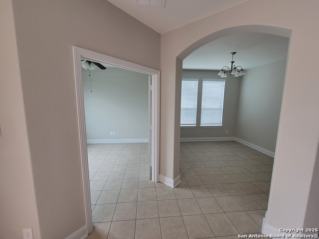 Image 7 of 17 For 104 Tiltwood