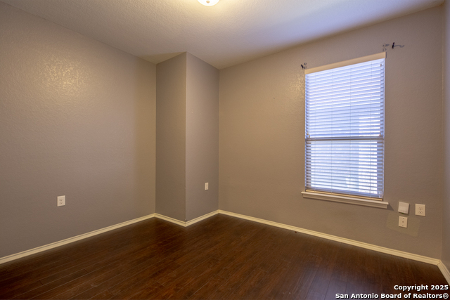 Image 11 of 28 For 7419 Primrose Post