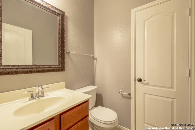 Image 13 of 28 For 7419 Primrose Post