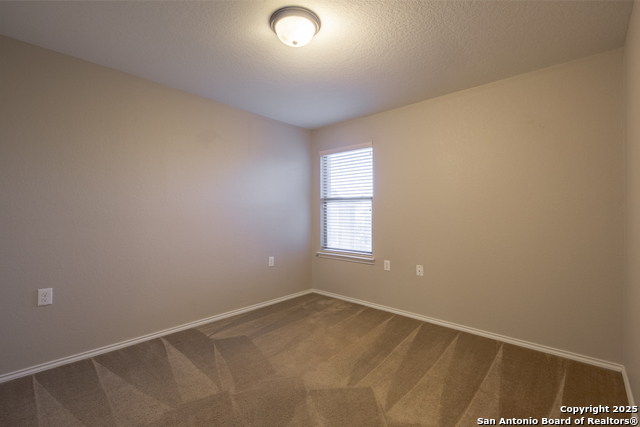 Image 21 of 28 For 7419 Primrose Post