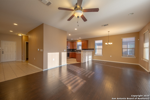 Image 3 of 28 For 7419 Primrose Post