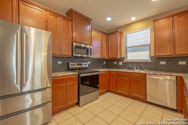 Image 8 of 28 For 7419 Primrose Post