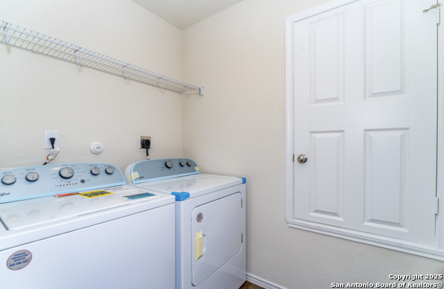 Image 15 of 27 For 5911 Rolling Glen