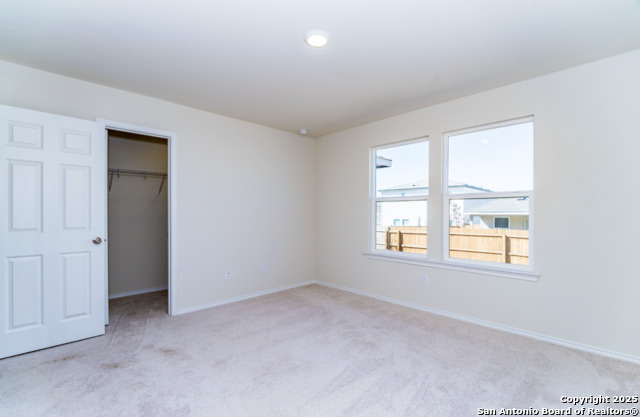 Image 19 of 27 For 5911 Rolling Glen