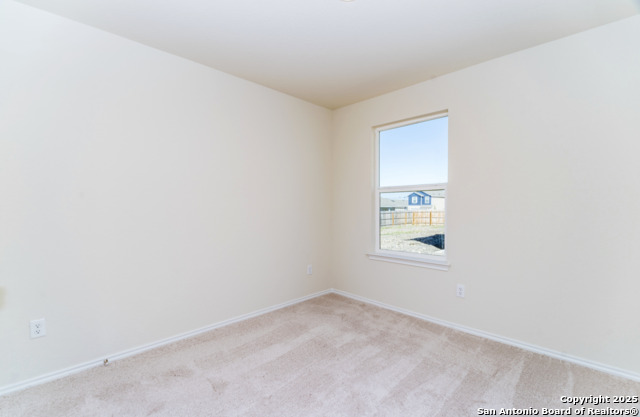 Image 21 of 27 For 5911 Rolling Glen