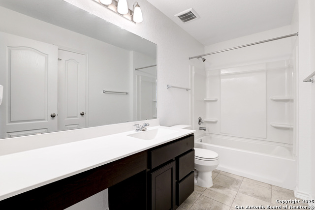 Listing photo id 19 for 11331 October Chase