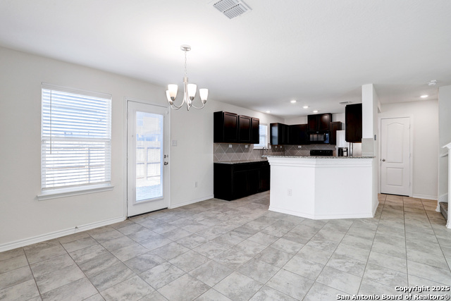 Listing photo id 6 for 11331 October Chase