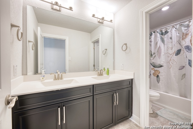 Listing photo id 24 for 2518 Castello