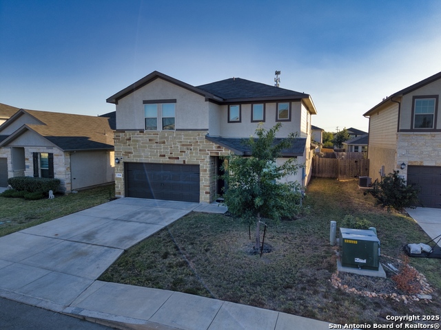 Listing photo id 36 for 2518 Castello