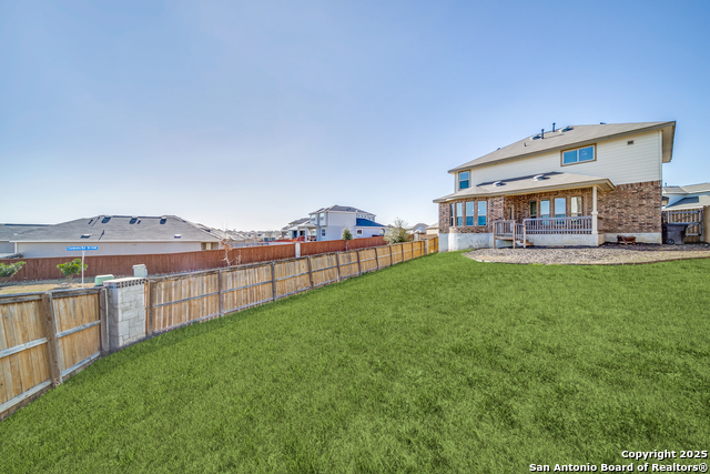 Image 20 of 25 For 15302 Comanche Mist