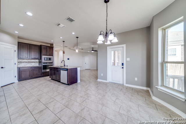 Image 23 of 25 For 15302 Comanche Mist