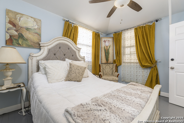 Image 13 of 27 For 126 Benita St