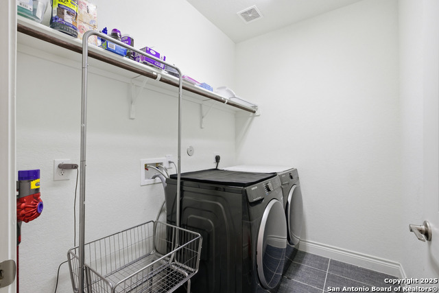 Listing photo id 8 for 8928 Whimsey