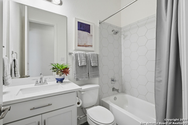 Listing photo id 10 for 8928 Whimsey