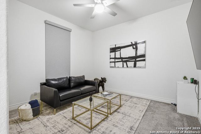 Listing photo id 11 for 8928 Whimsey