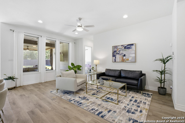 Listing photo id 22 for 8928 Whimsey