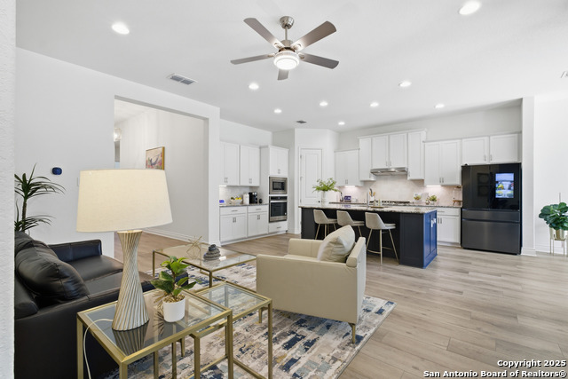 Listing photo id 23 for 8928 Whimsey