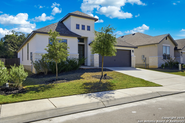 Listing photo id 1 for 8928 Whimsey